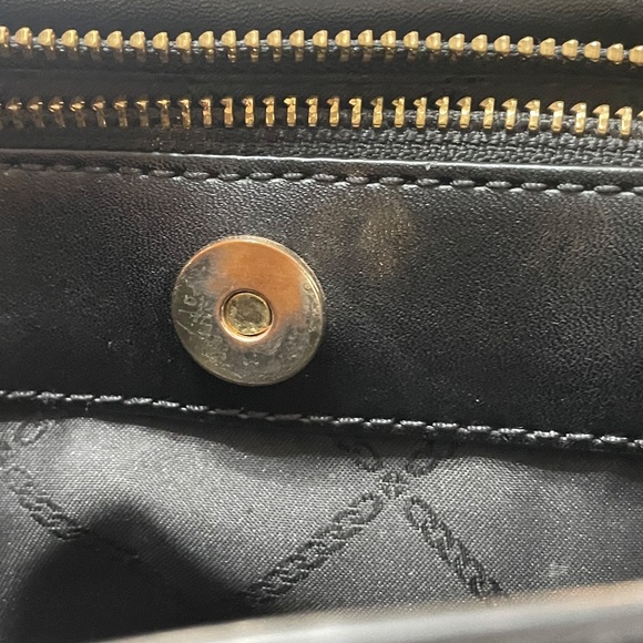 Michael Kors Edith Saffiano Satchel Handbag, Crossbody Black Pre-Owned - Picture 6 of 15